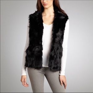 NWOT, Banana Republic Fur vest, XS, hook closure